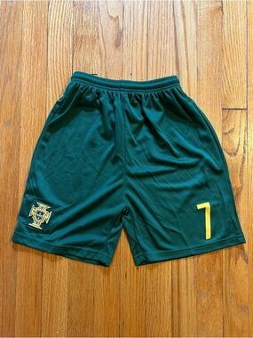 Unbranded Kids Boys Soccer Shorts Green Size XS 4/5 Ronaldo 7 Portugal